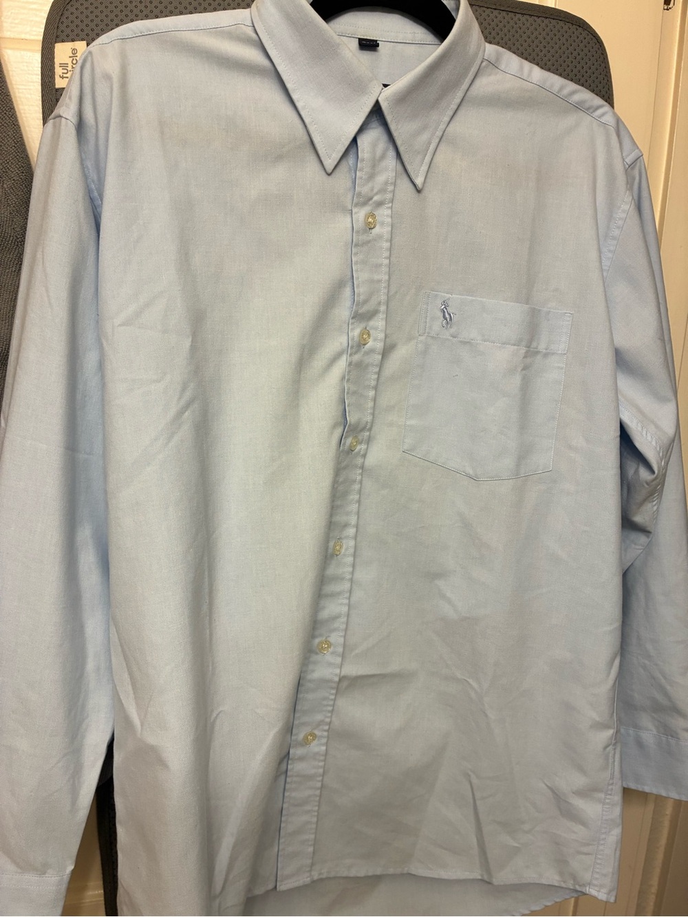 Men’s light blue button up dress shirt